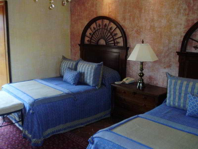 Hotel Palacio De Dona Leonor أنتيغوا غواتيمالا المظهر الخارجي الصورة